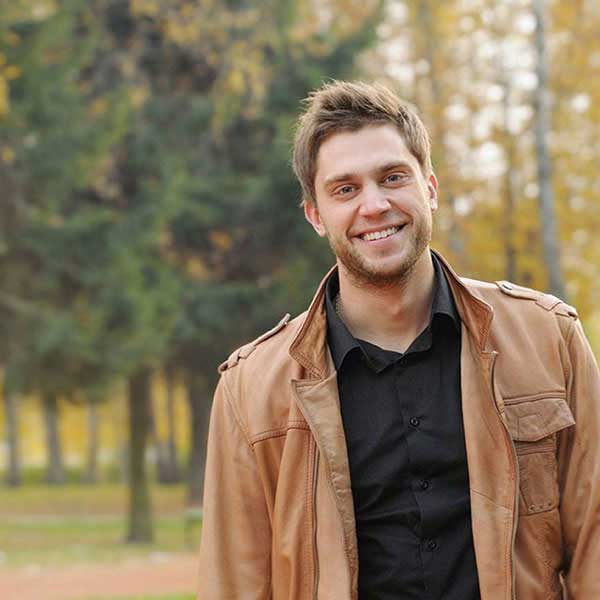 FUE Treatment for Hair Restoration in St. Louis